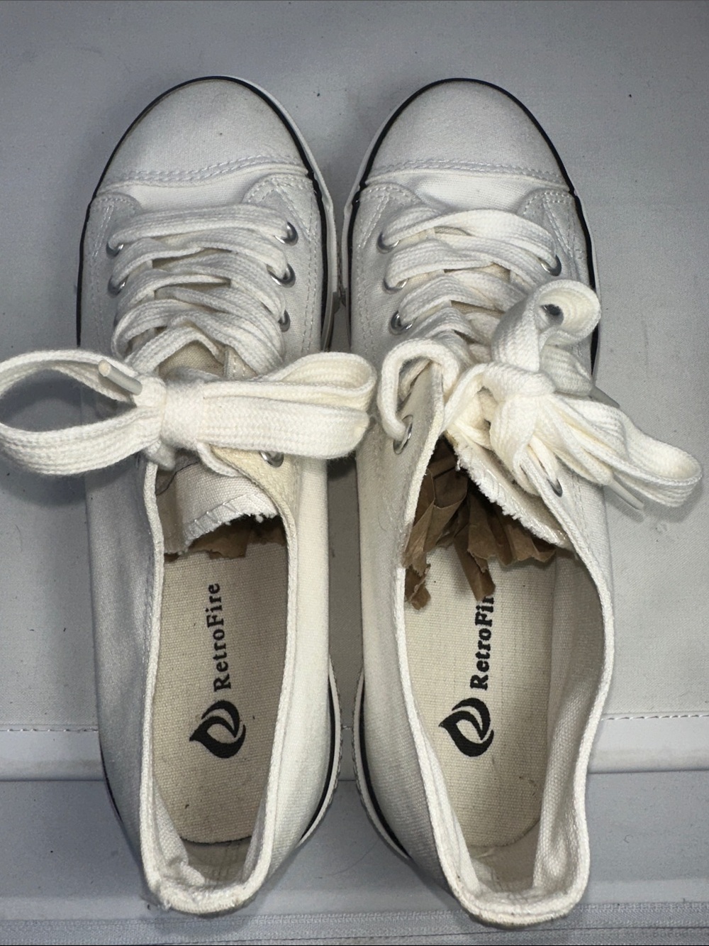 Retrofire Sneakers Size 8 Women’s //Boy 6.5 - Picture 5 of 6